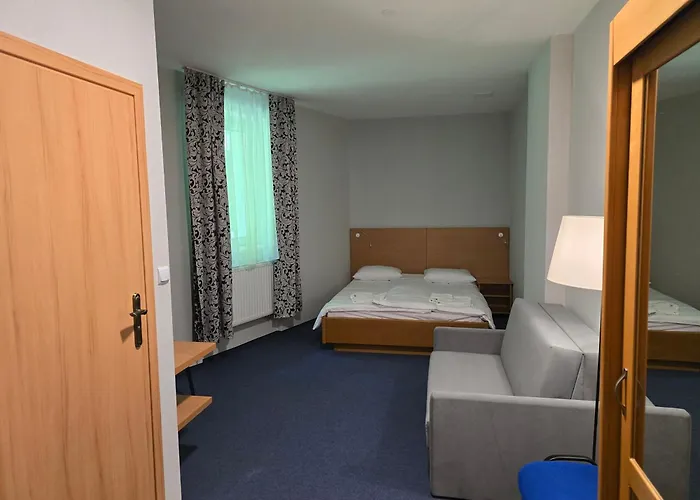 Osrodek Wypoczynkowy Watra מלון *